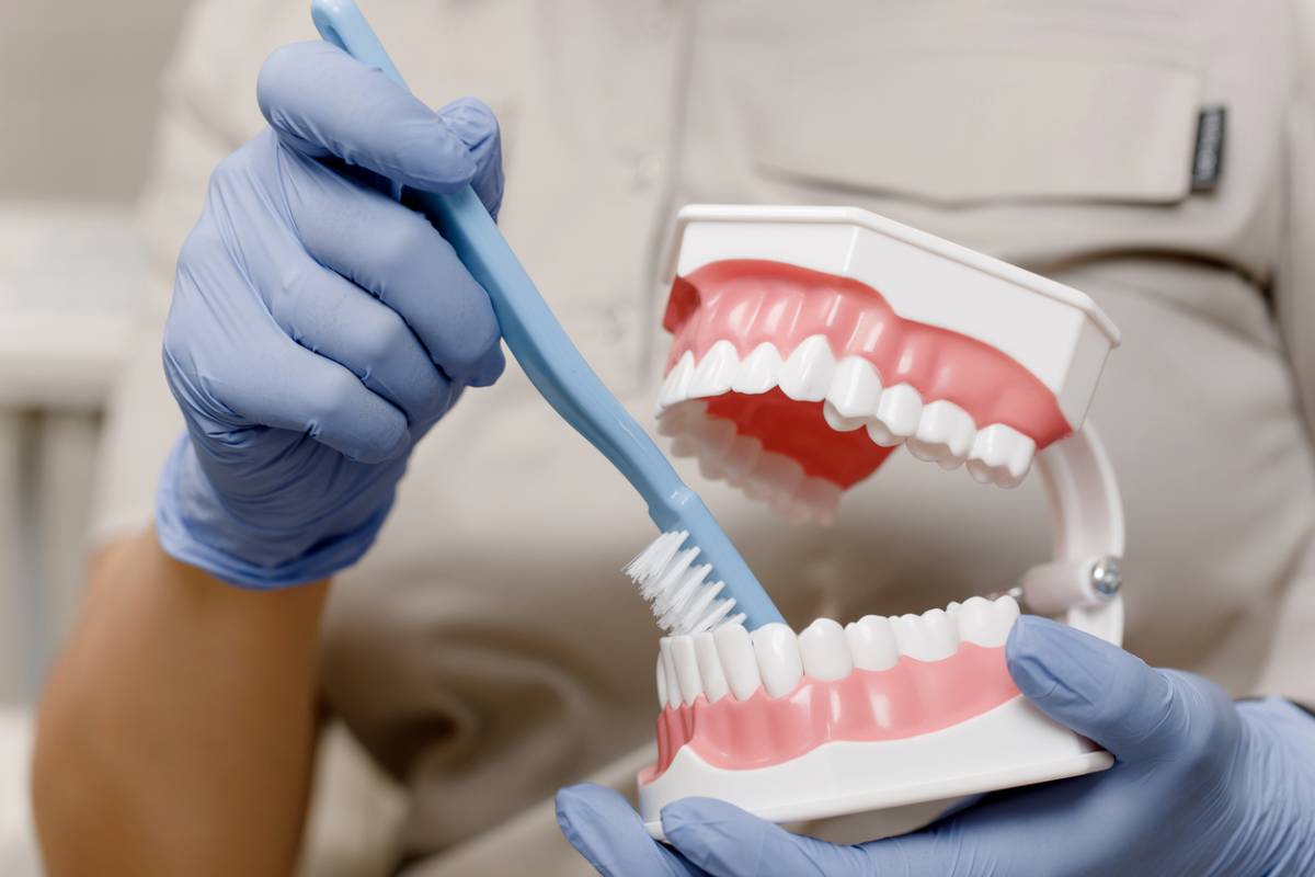 featured image for top teeth cleaning mistakes